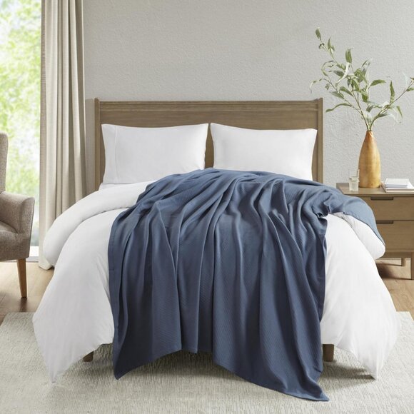 NWT Madison Park Liquid Cotton Blanket Lightweight Breathable Navy Blue King - Picture 3 of 9